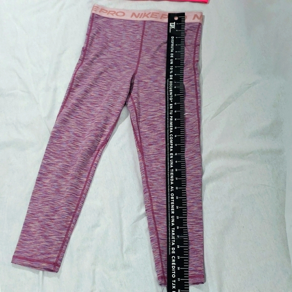 NWT Nike Pro Women's Glaze Pink Dri-Fit High-Waisted Crop Tights, Size Medium - Picture 5 of 10